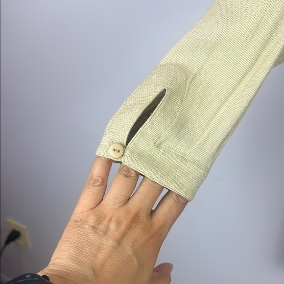 Kaliyana Tan Relaxed Fit Tunic with Round Neckline Back Button Detail Size L - Picture 6 of 10